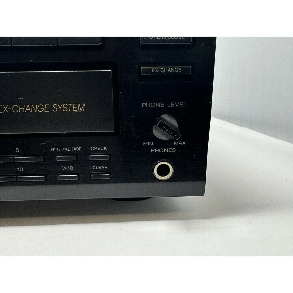 Sony CDP-C335 5 Disc CD Changer/Player No Remote - Tested And Working